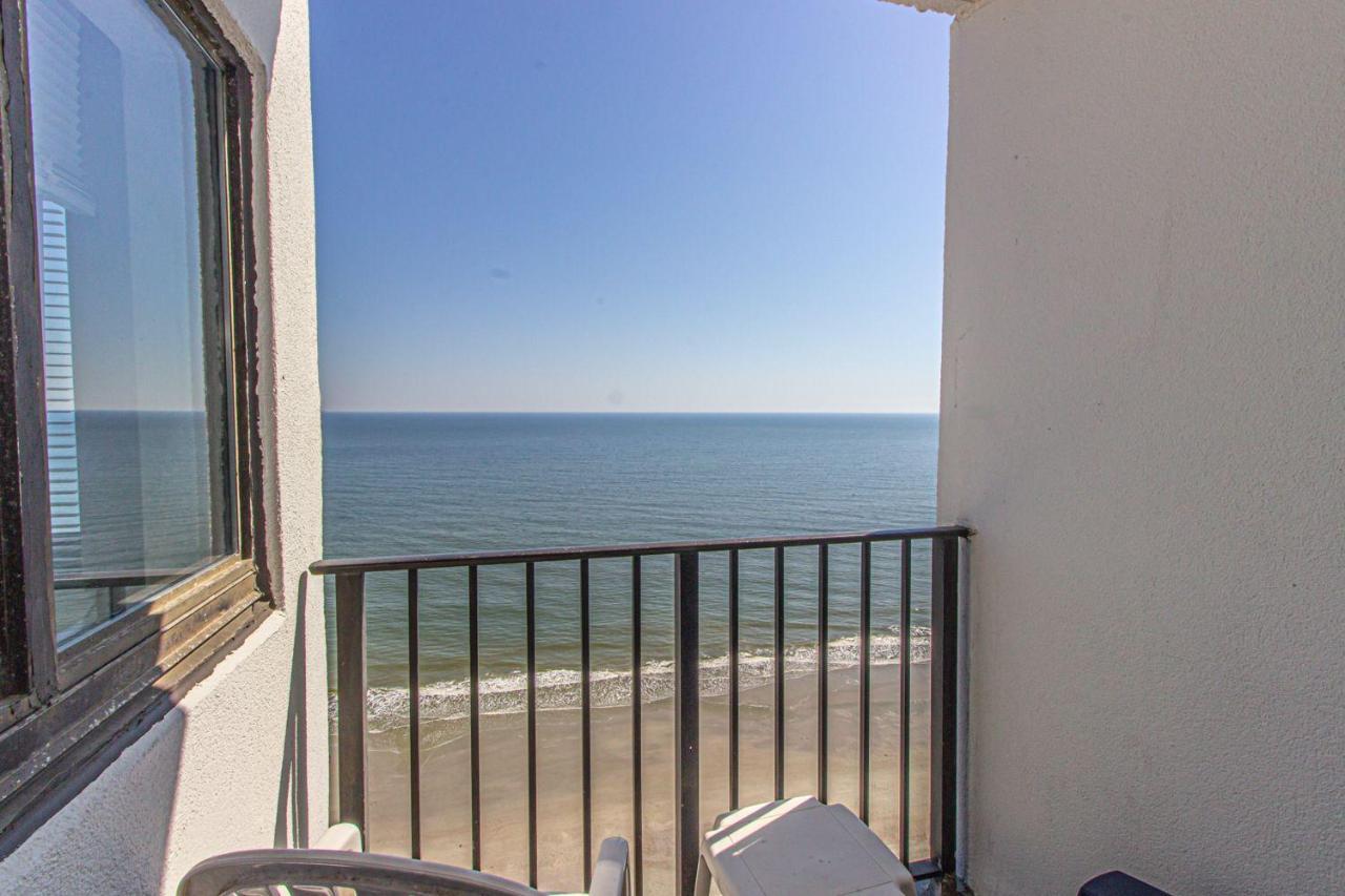 Ocean Front Studio With Amazing Views Palace Resort 1801 Sleeps 5 Guests マートルビーチ 部屋 写真